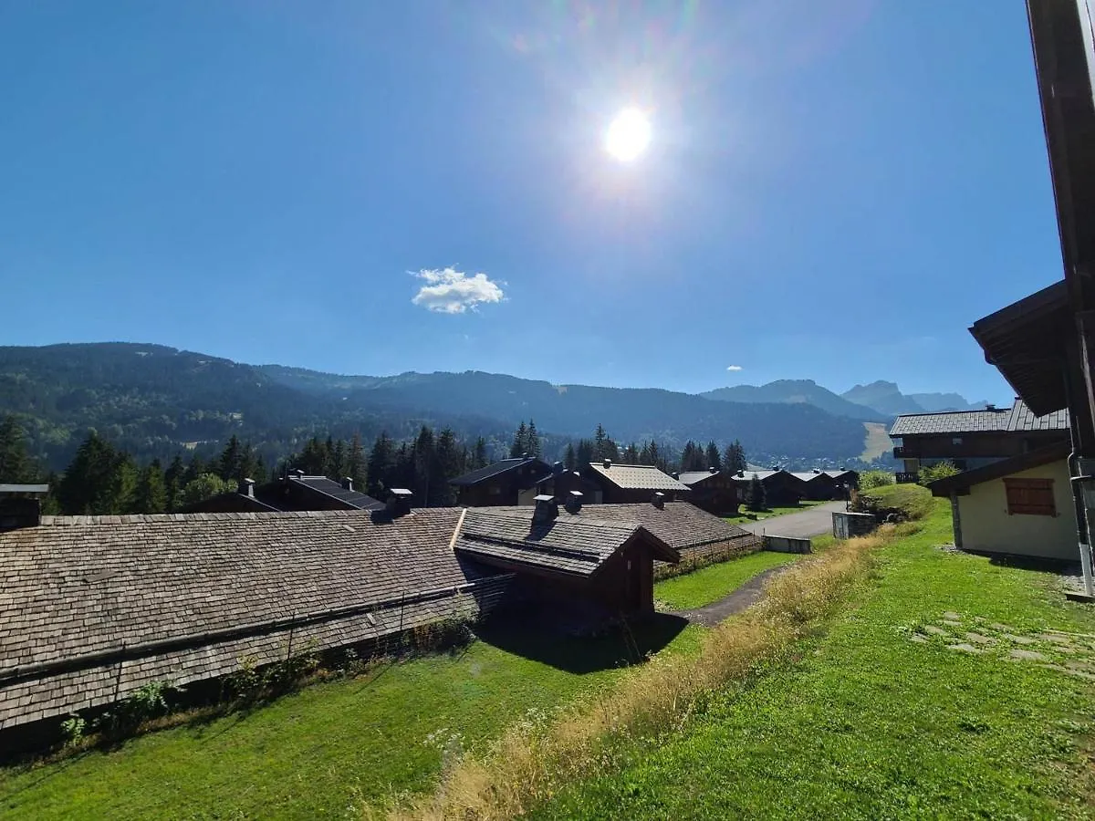 Appartement 3 Pieces Cosy, 6 Personnes, Pres De La Piscine Et Du Ski Bus, Parking Inclus. - Fr-1-572-285 Arâches 0*,