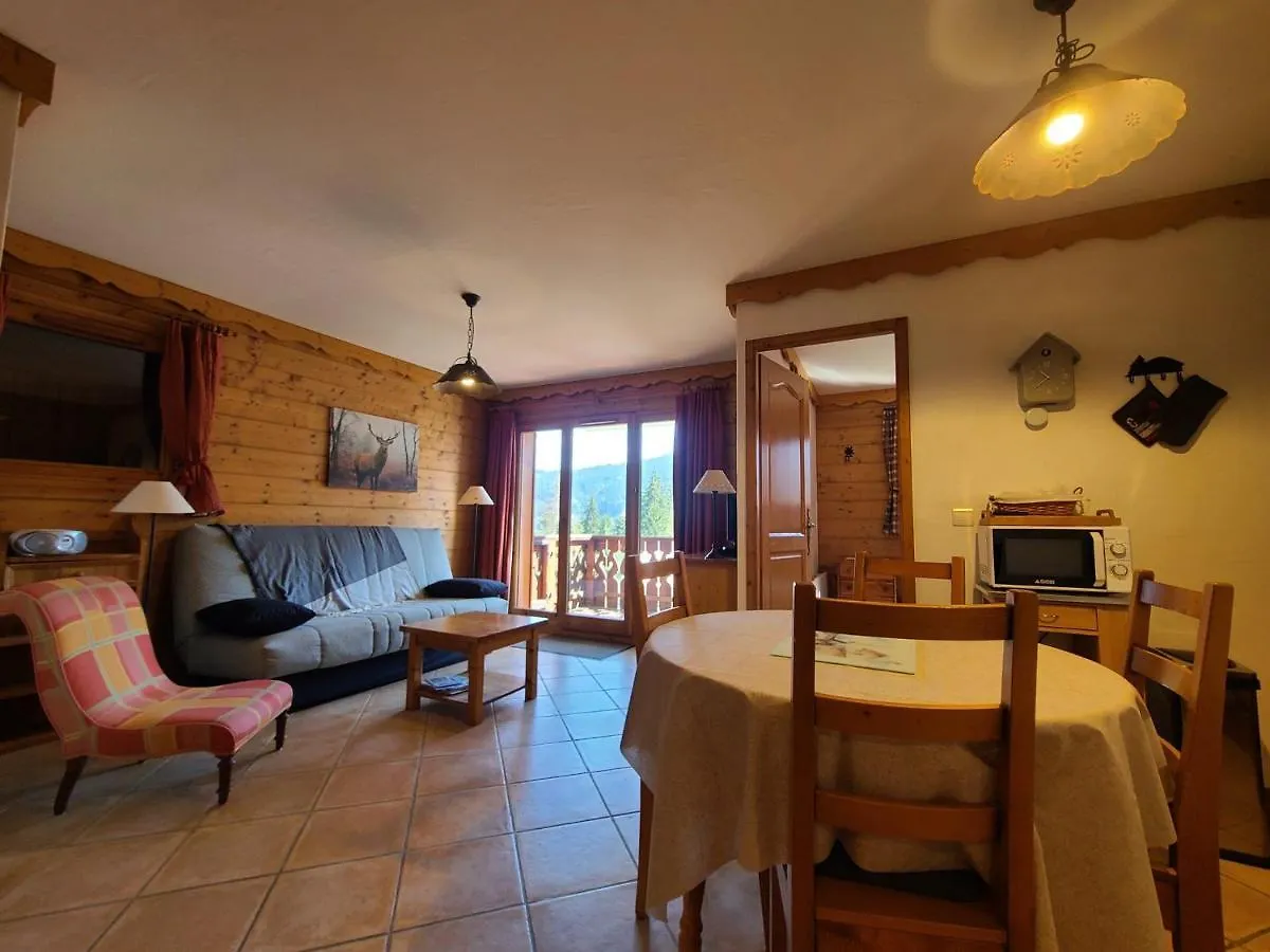 Apartment Appartement 3 Pieces Cosy, 6 Personnes, Pres De La Piscine Et Du Ski Bus, Parking Inclus. - Fr-1-572-285 Araches-la-Frasse