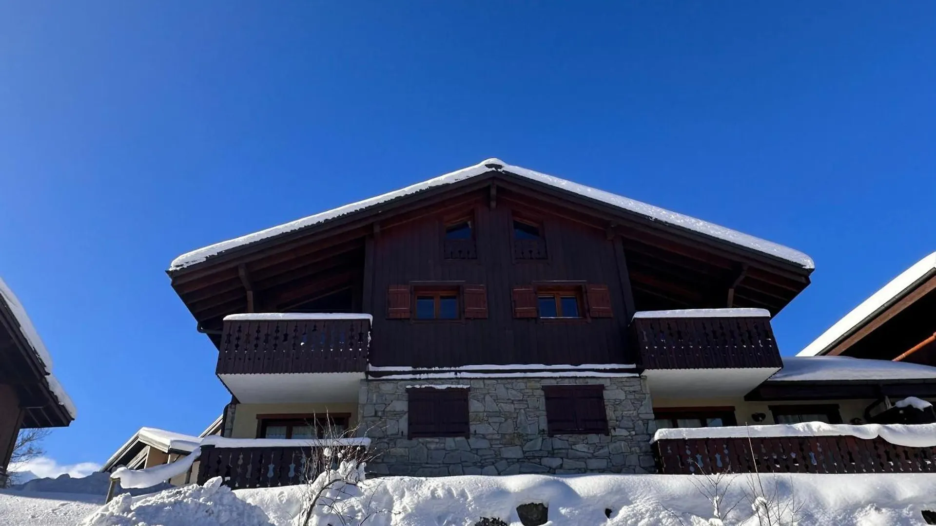 Appartement 3 Pieces Cosy, 6 Personnes, Pres De La Piscine Et Du Ski Bus, Parking Inclus. - Fr-1-572-285 Araches-la-Frasse 0*,  France