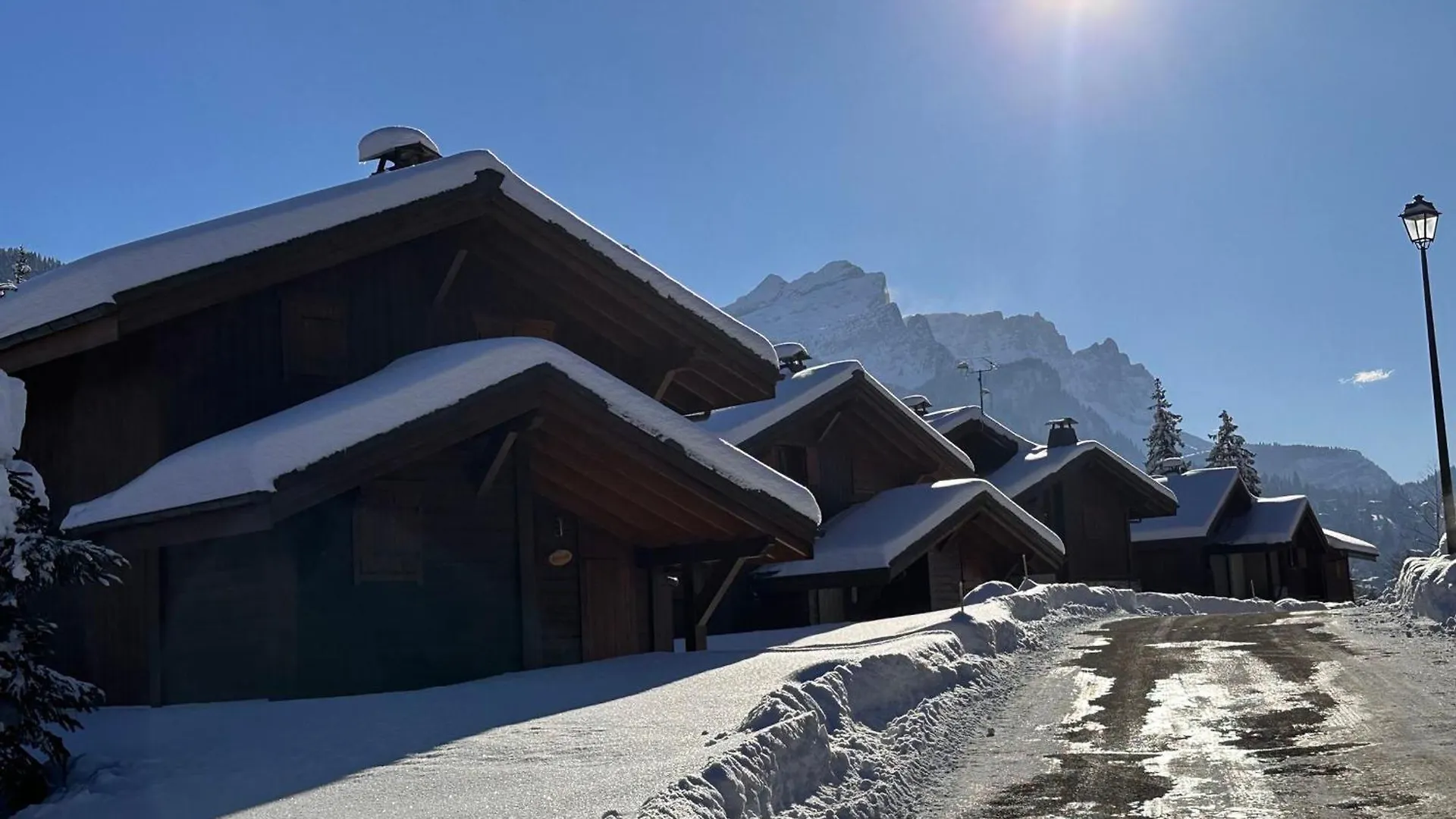 Appartement 3 Pieces Cosy, 6 Personnes, Pres De La Piscine Et Du Ski Bus, Parking Inclus. - Fr-1-572-285 Araches-la-Frasse